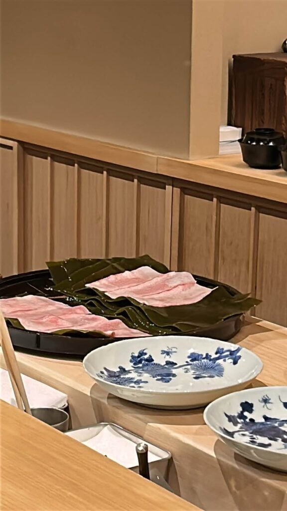 唯一無二 京都・肉懐石「三芳」が魅せる、珠玉の職人技の写真 3