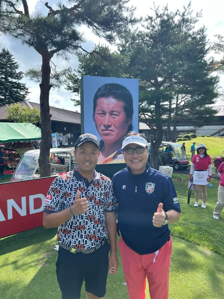 ジャンボ尾崎追悼大会の写真